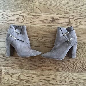 SUEDE LOOK ANKLE BOOTIES